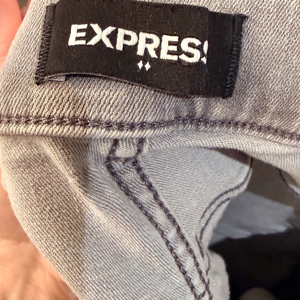 Express Women’s High Rise Jeans - Picture 4 of 5